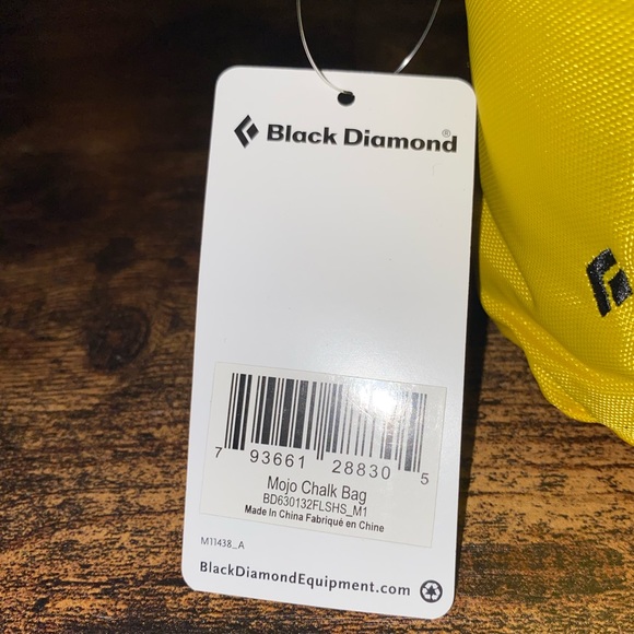 NWT | Black Diamond Mojo Chalk Bag with waist belt - Picture 3 of 4